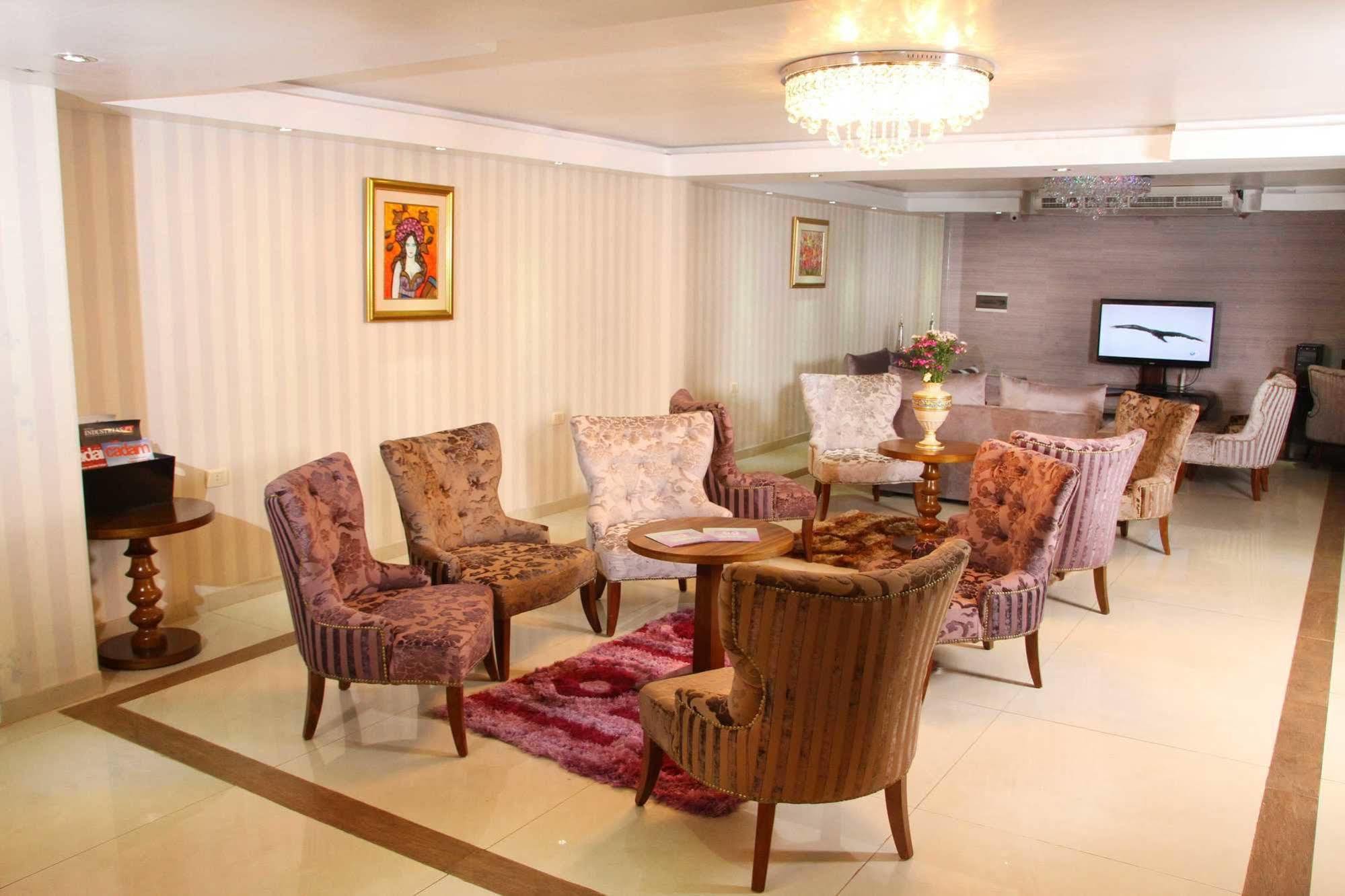 Hotel Luxsur Encarnación Esterno foto