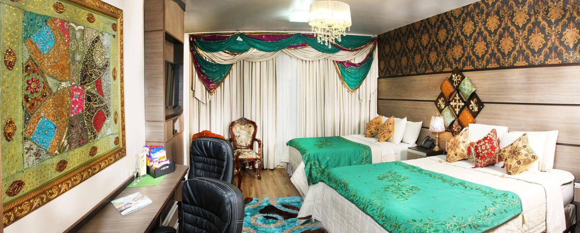 Hotel Luxsur Encarnación Esterno foto