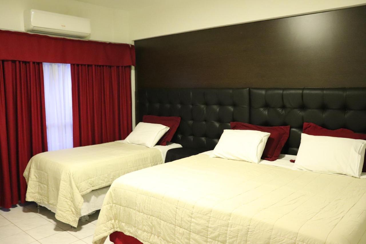 Hotel Luxsur Encarnación Camera foto